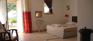 B and B hotel guestrooms Gaillac Albi